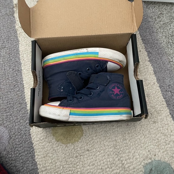 Toddler Converse Sneakers - Picture 3 of 4